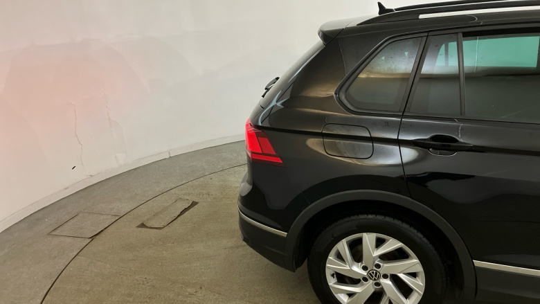 Volkswagen Tiguan 1.5 TSI 150 Life 5dr DSG Petrol Estate